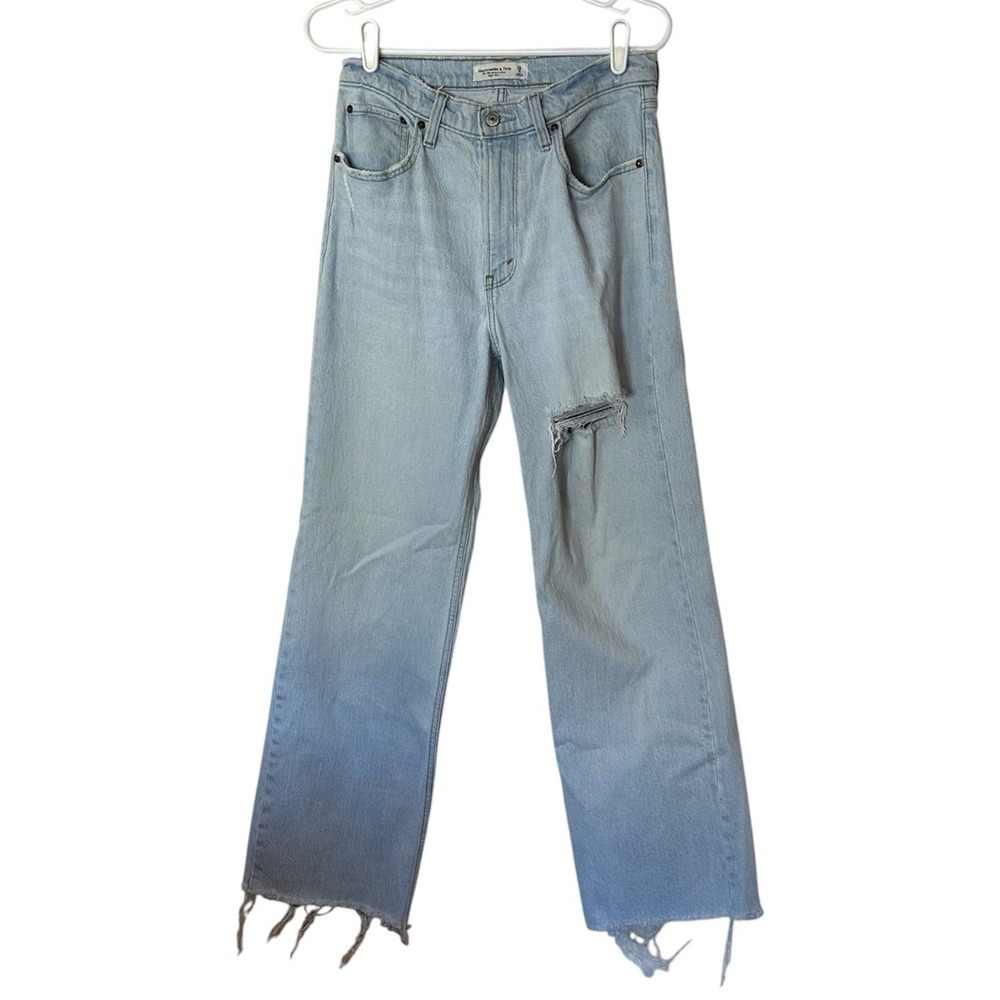 Abercrombie & Fitch 90s Relaxed Jeans Womens Size 28/6 High Rise Light Wash